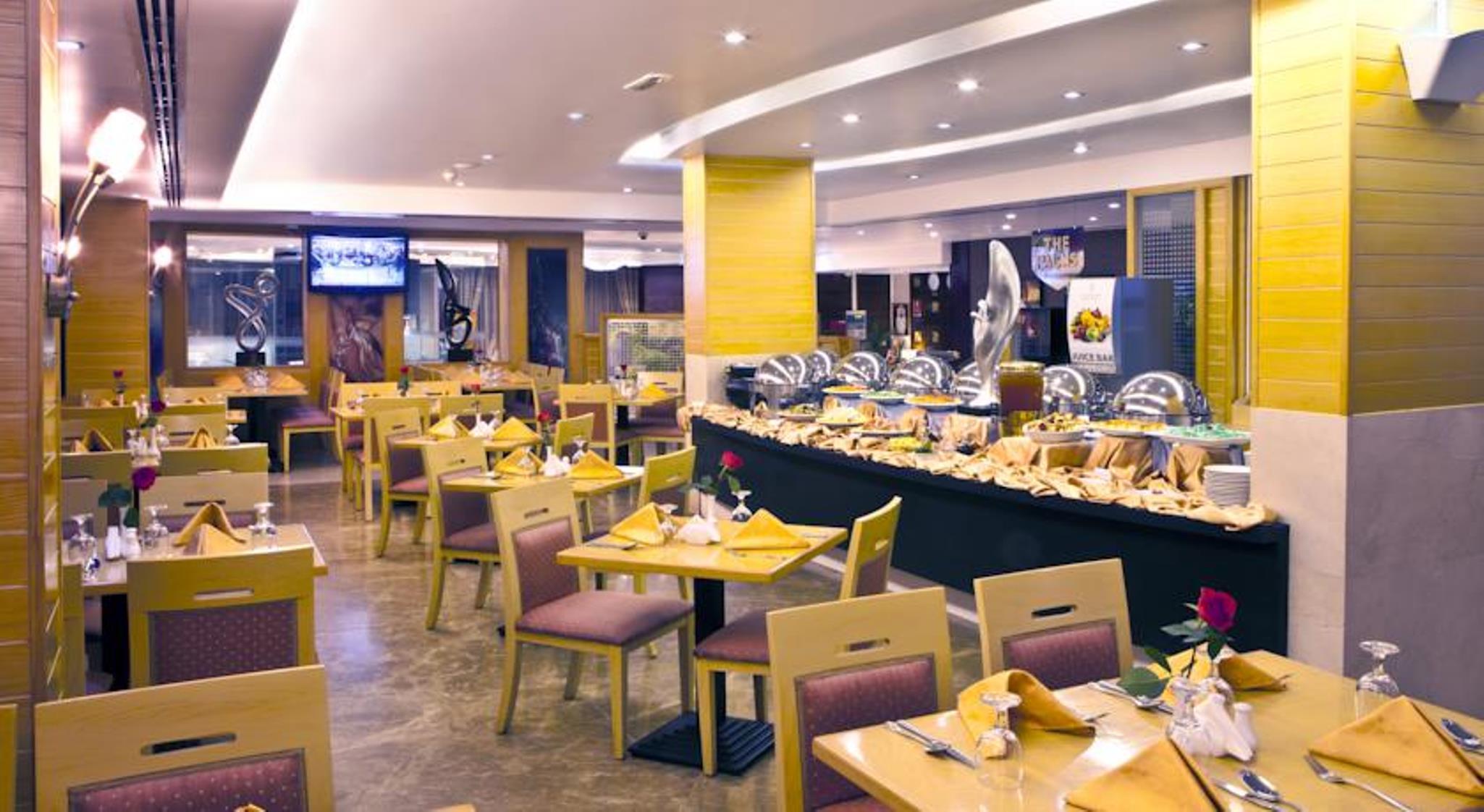 Landmark Riqqa Hotel Dubai Bagian luar foto