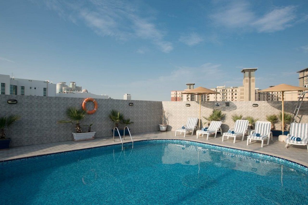 Landmark Riqqa Hotel Dubai Bagian luar foto