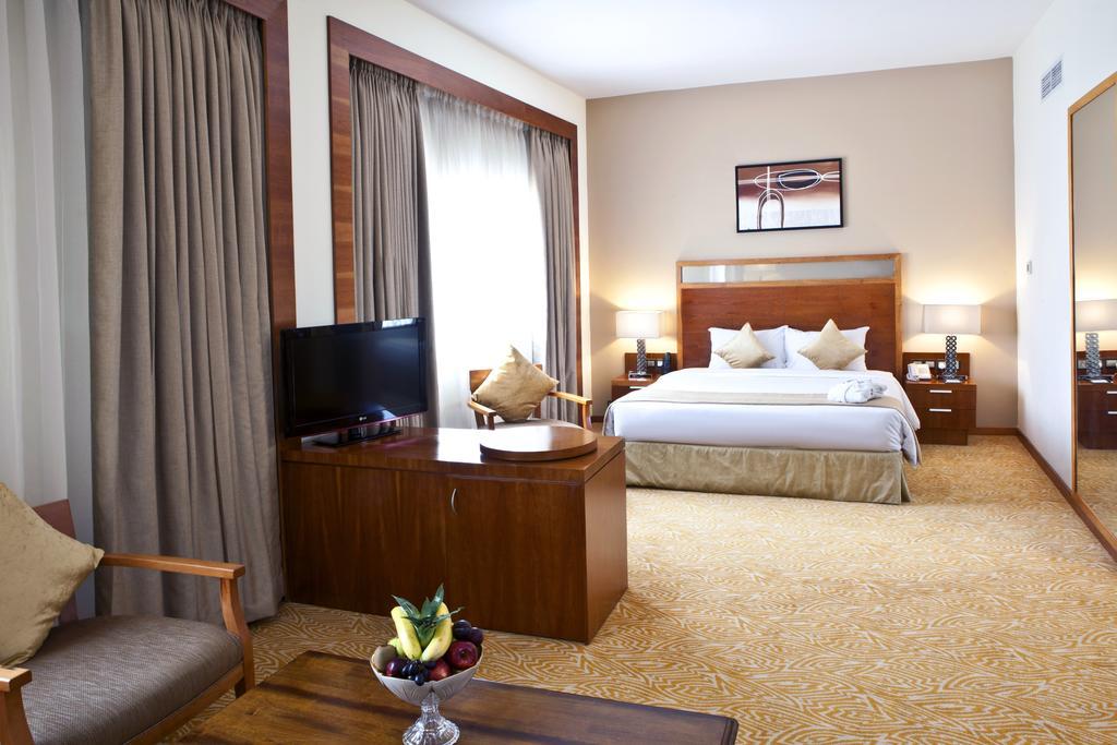 Landmark Riqqa Hotel Dubai Bagian luar foto