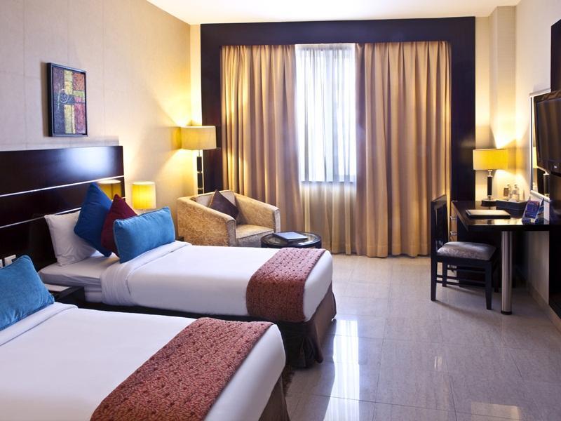 Landmark Riqqa Hotel Dubai Bagian luar foto