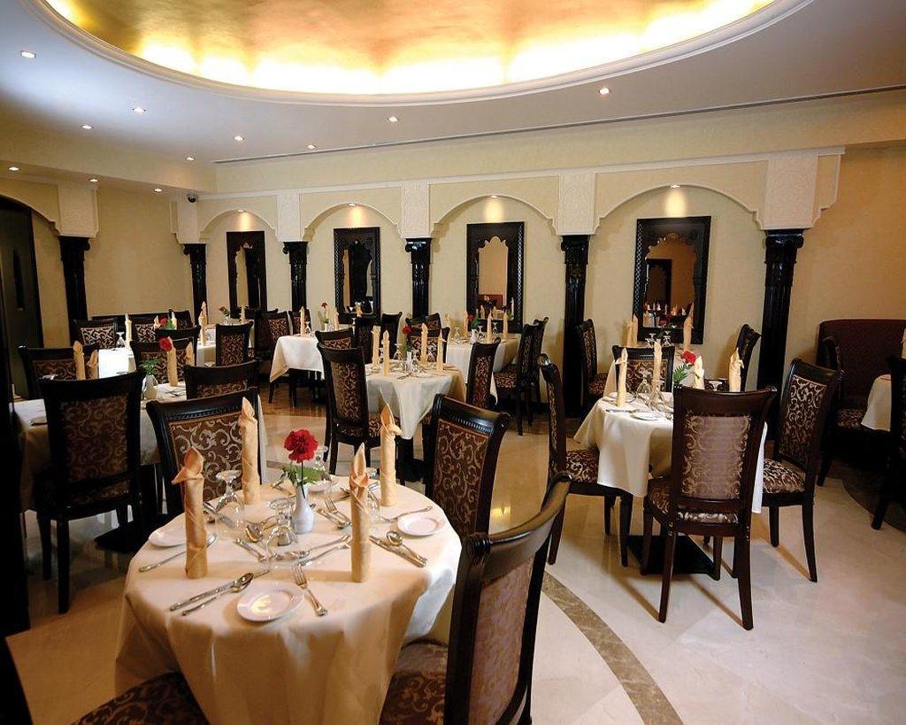 Landmark Riqqa Hotel Dubai Restoran foto